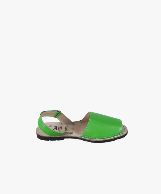 Leaf It to Me Avircazz Sandals