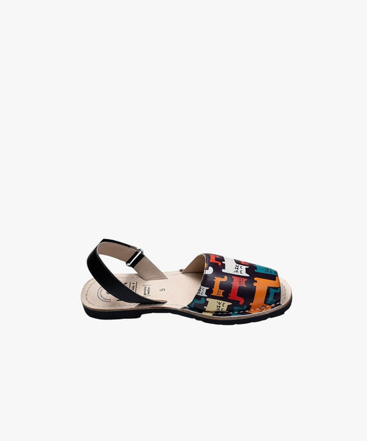 Paw-thentic Print Avircazz Sandals