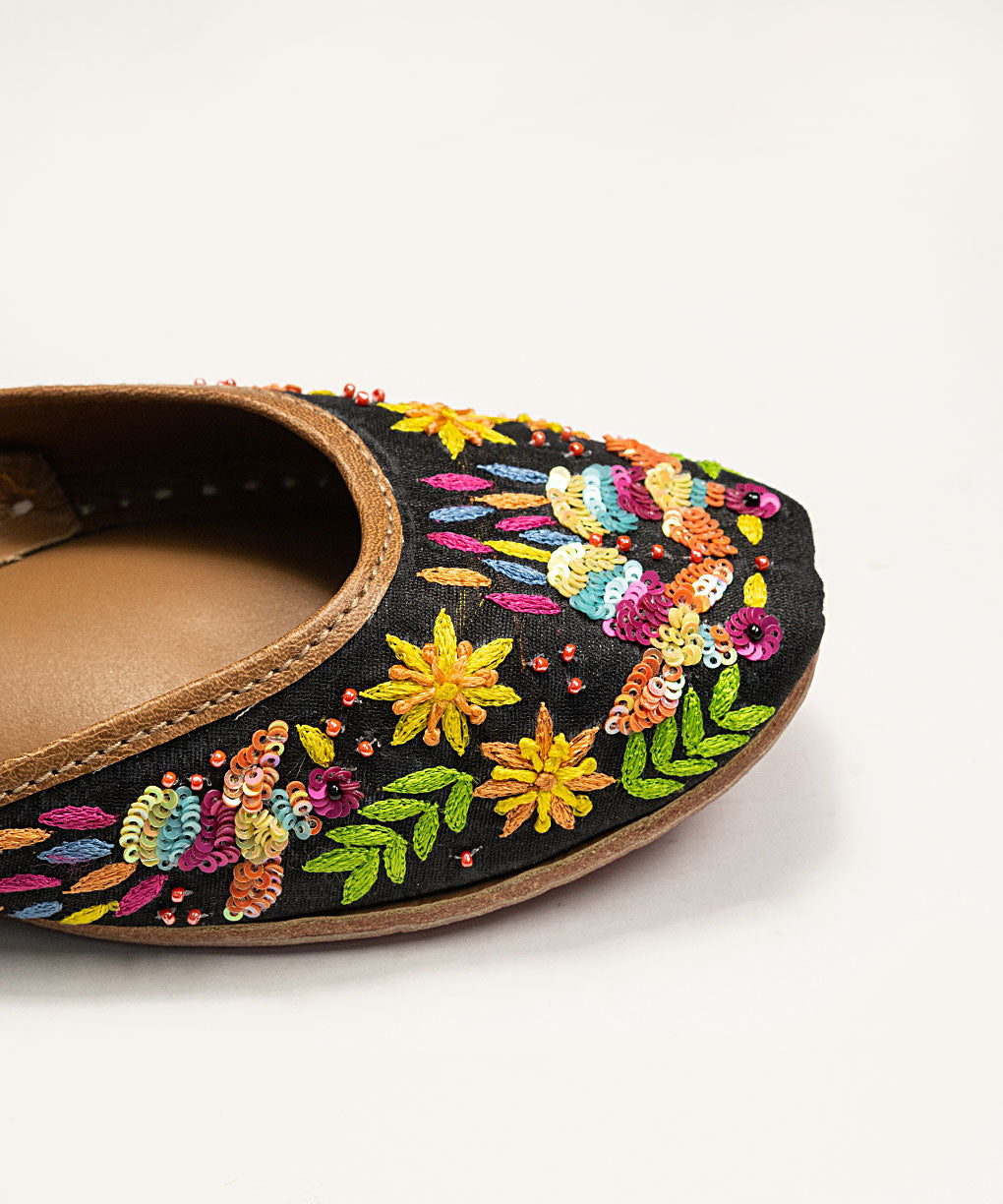 CHIKA-PIKA Jutti Genuine Leather Footwear