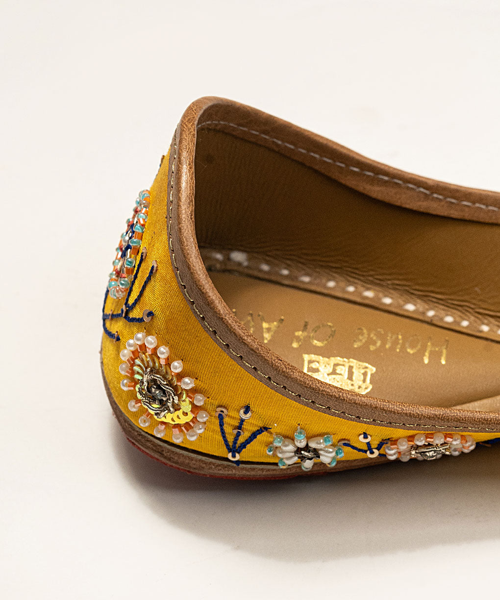 Gullu Ke Ullu Jutti Genuine Leather Footwear