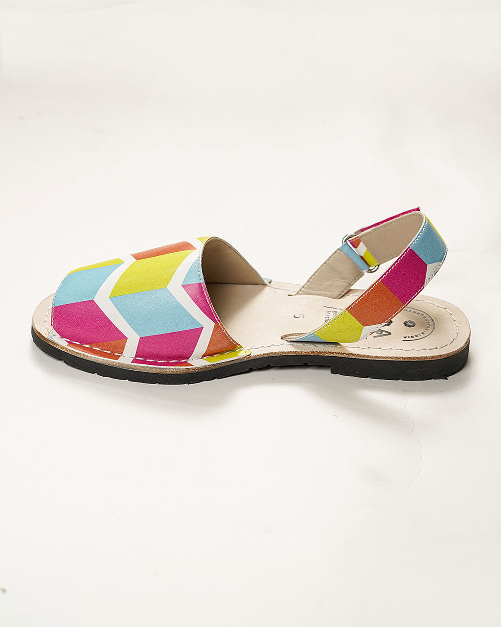 Kalei-doh-scope Avircazz Sandals