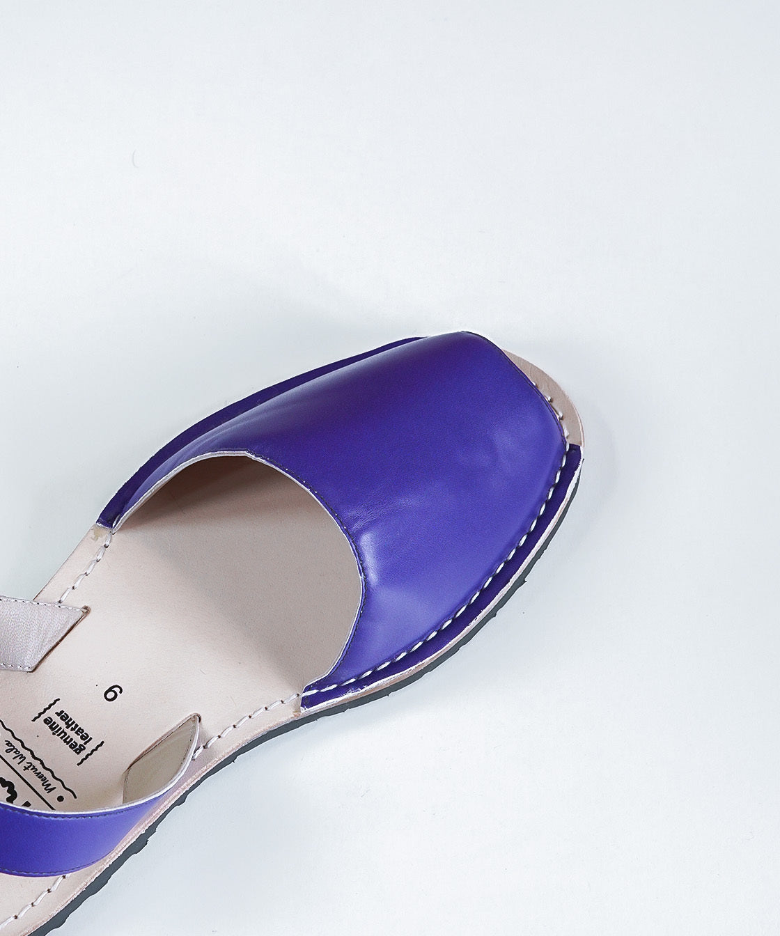 Blue Spotlight Avircazz Sandals