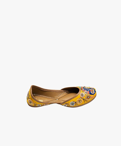 Gullu Ke Ullu Jutti Genuine Leather Footwear