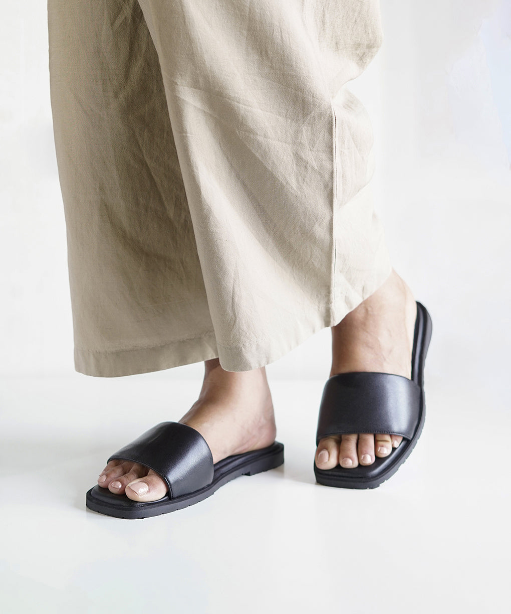 Black Slip-on Flat Sandals