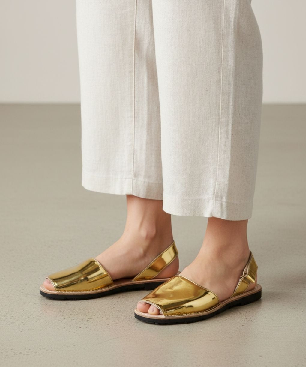 Golden Avircazz Sandals