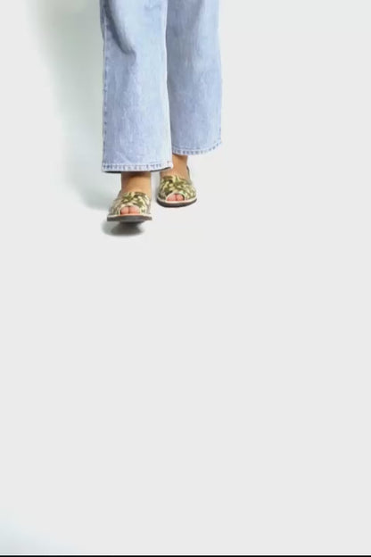 Women Impossible Avircazz Sandals