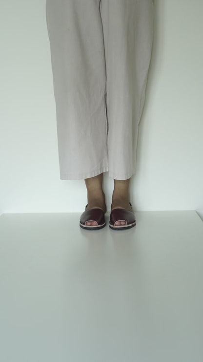 Truffle Trail Avircazz Sandals