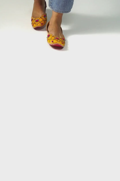 Pari Jutti Genuine Leather Footwear